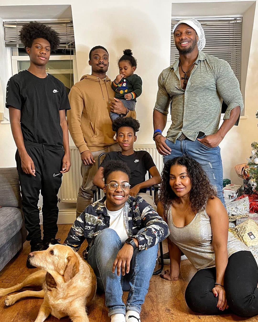 Ulissesworldさんのインスタグラム写真 - (UlissesworldInstagram)「Christmas Gains 🎄 🍱 🥘 🍲 Awesome time with family ❤️ Merry Christmas 🎄」12月26日 8時06分 - ulissesworld