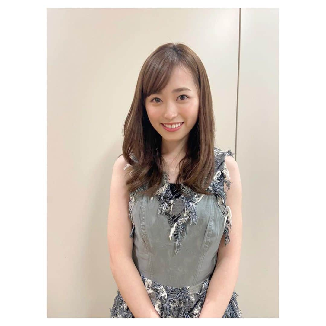 福原遥さんのインスタグラム写真 - (福原遥Instagram)「. 先日ドラマ#教場 の撮影会、そして現在も配信中♯GYAO！さんの「♯木村さ〜〜ん 特ば〜ーん３！『教場』放送記念特別コラボ生配信」に出演させていただきました☺️ 皆さんに久々にお会いして大興奮な1日でした！ 生配信では、尊敬する木村さんに素敵なお言葉を頂き、嬉しくて感動しすぎて言葉が詰まってしまうほどでした。この先もずっとその言葉を胸に頑張れます✨ そして配信中、濱田さんの話が途中になってしまったのですが、みんなへの愛情がとっても深い、周りを和ませてくれるお兄ちゃんのような温かい方でした！ 教場の裏話や、メイキング映像などを見ながら皆さんとたくさんお話が出来てとっても楽しかったです！ 1月3日、1月4日の放送を楽しみに待っていただけたら嬉しいです✨」12月26日 8時14分 - haruka.f.official