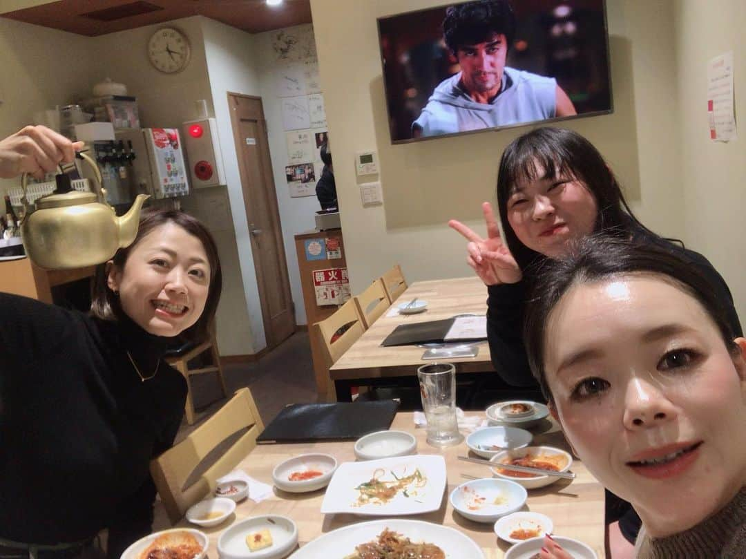 川原由維さんのインスタグラム写真 - (川原由維Instagram)「女子会ご飯❤️ 大好き@どんまい  せいこちゃん💕 いくちゃん💕 ママ💕も加わって、女子トークはエンドレス🤣  楽しい楽しい韓国料理🇰🇷  また女子会しようね😍  #女子会 #話に花が咲き #エンドレストーク #韓国料理 #サムギョプサ #チャプチェ #阿部寛 #ジャストのタイミング #一緒に写った笑笑」12月26日 8時44分 - yui5520