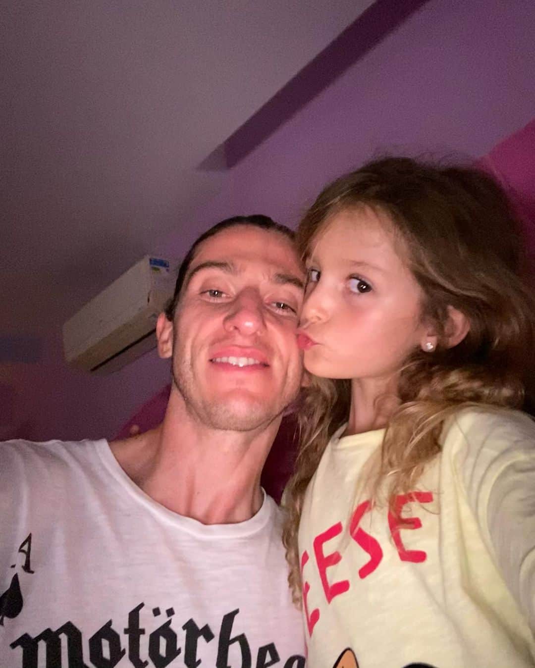 フィリペ・ルイスのインスタグラム：「😍😘😍😘😍😘😍😘😍😘😍😘😍」