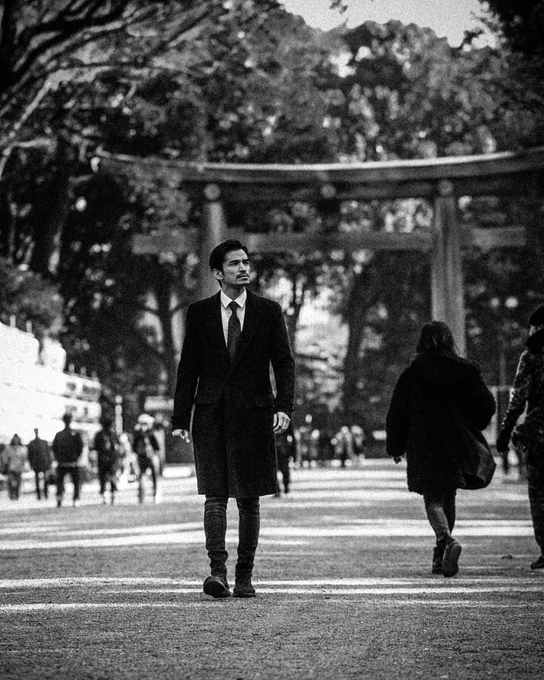 尚玄さんのインスタグラム写真 - (尚玄Instagram)「Time flies!! Can’t believe it has passed almost one year since we went to #MeijiShrine for purifying ceremony of #GensanPunch. I should probably go back again to pray for additional shooting next year.   『#義足のボクサー』のお祓いからもうすぐ一年か。今年は信じられないくらい一年が過ぎるのが早かったな...。来年こそは無事に追撮を終えられるように #明治神宮 にお詣りにいこう。  Photo by @officemigi」12月26日 9時45分 - shogenism