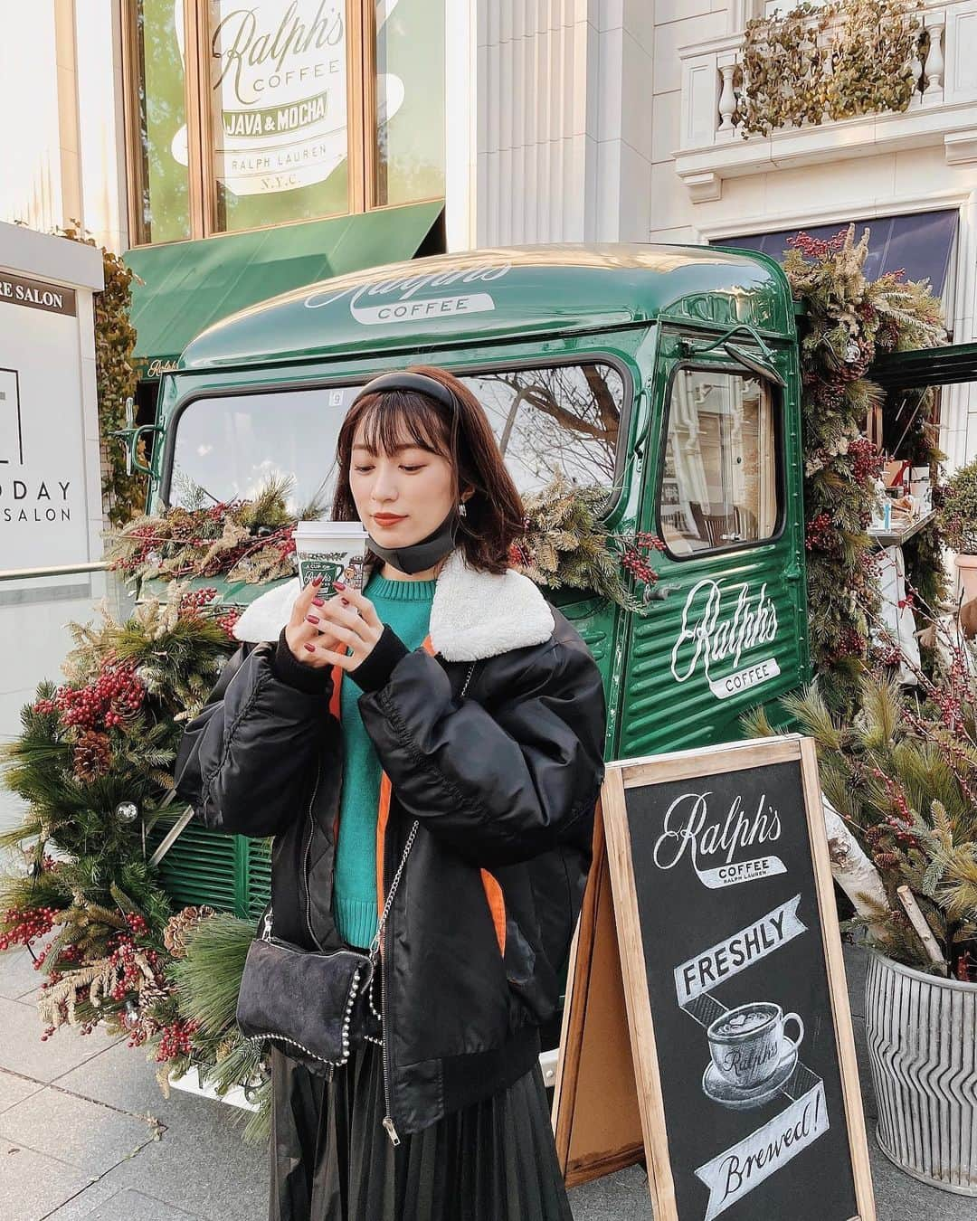 瀬口かなさんのインスタグラム写真 - (瀬口かなInstagram)「﻿ ラルフローレンカフェ☺︎﻿ ﻿ ジンジャーココアチョコレート🍫﻿ 甘かったけどほんのりジンジャーが凄くあったまりました😳﻿ ﻿ ﻿ この着てるブルゾンは﻿ ﻿ @amail_official  のでめちゃくちゃあったかくて好き☺️✨﻿ ﻿ ﻿ ﻿ #ラルフローレンカフェ #表参道カフェ #表参道 #ralphlauren #ラルフローレン #ブルゾン #ブルゾンコーデ #amail」12月26日 10時27分 - seguchikana