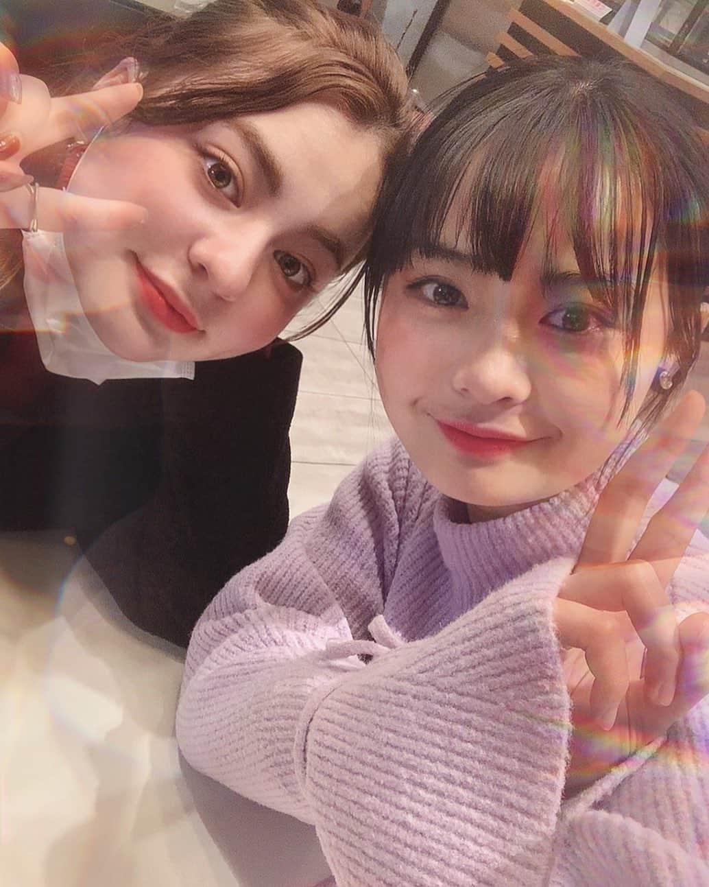 のインスタグラム：「久しぶりに会えて幸せだったというお話🎄☺︎ #friends #christmas」