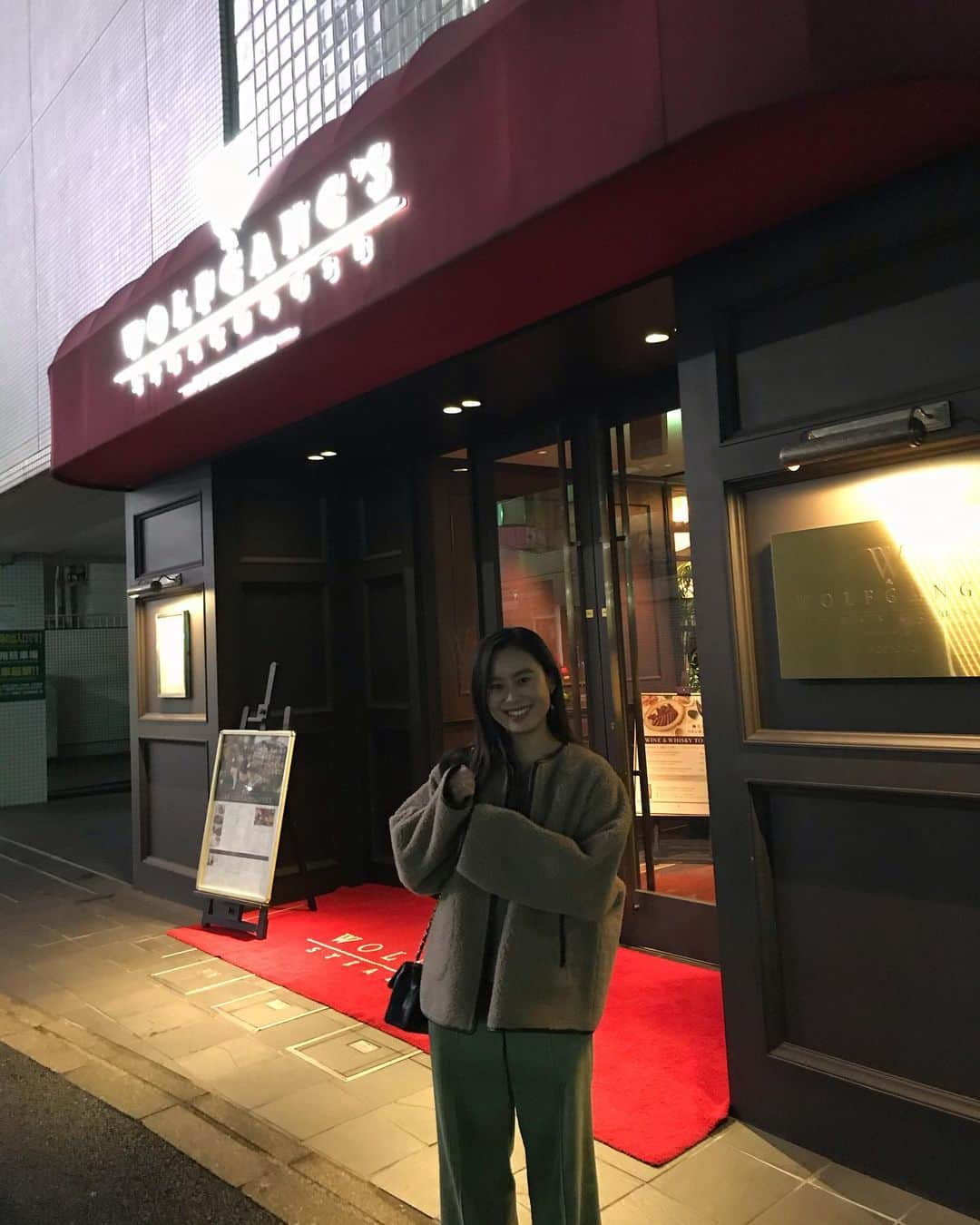 白鳥羽純さんのインスタグラム写真 - (白鳥羽純Instagram)「🥩 HAPPY HOLIDAYS🍽  #Happyholidays #Christmas2020 #wolfgangssteakhouse」12月26日 23時58分 - hasuminst