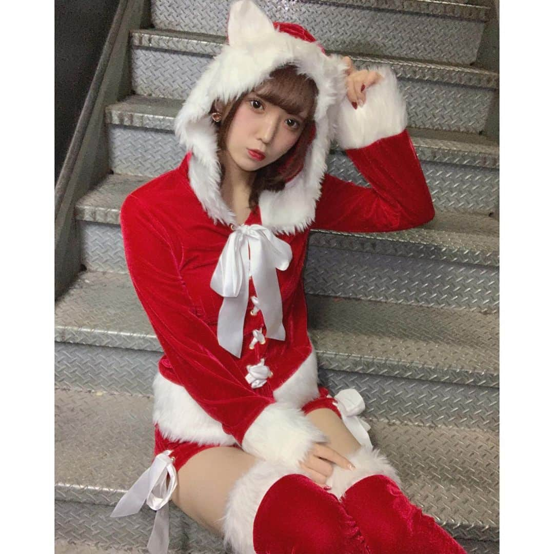 七瀬りおさんのインスタグラム写真 - (七瀬りおInstagram)「ﾟ+.*ʚ . . . 君だけのねこサンタだよ🐱🎅🏻 . . . ɞ*.+ﾟ」12月26日 23時10分 - _nanaserio_