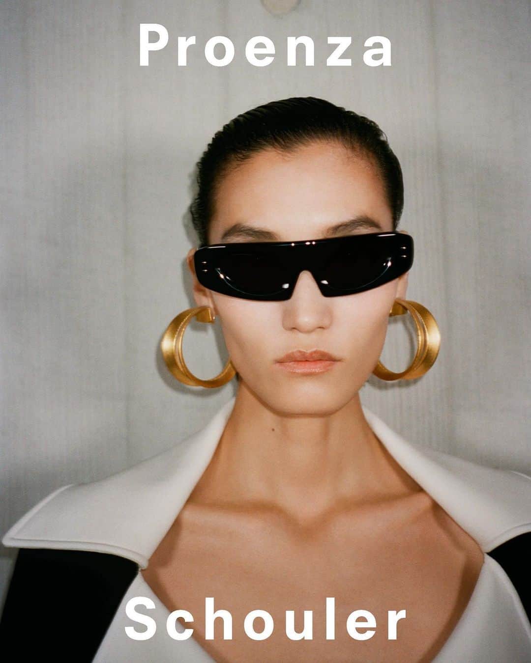 プロエンザスクーラーのインスタグラム：「Looking back on the year that was Our favorite Proenza Schouler campaigns from 2020」