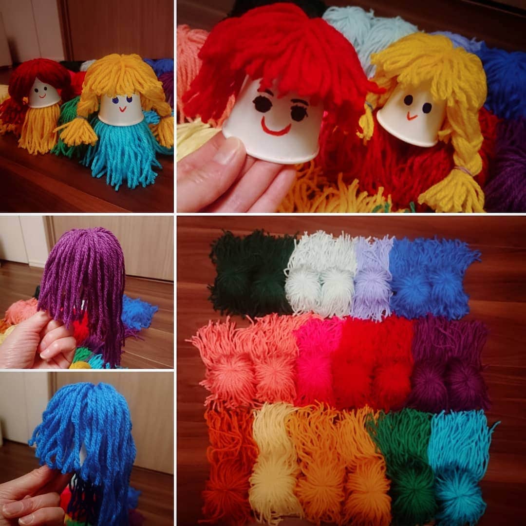 のインスタグラム：「One of my volunteer work !  For children's ward.  Title is 「I'm a hairstylist ! 」 Cut, tie, drawing the face .... Please do as you like～💙 ＊ 小児病棟へのボランティアワーク。 Christmas present🎄🎁✨を楽しみましたよ！と連絡が来た💙 今年は「私も美容師さん✂️」 好きな色を選んで、好きなようにカットしたり結んでみたり…最後に好きなようにお顔をかいて～✏️  お薬の副作用などがあるから、髪の毛切ったり、ハサミを使ったりするのはどうかしら？と看護士さんに相談したら「いえいえ、そういうのみんな大好きだから是非✨」と前回いっていただけたので！はりきって色んな色でつくってみたんですよ～🧶  #volunteerwork #yarnwork #childrenward #毛糸で遊ぼう #毛糸あそび」