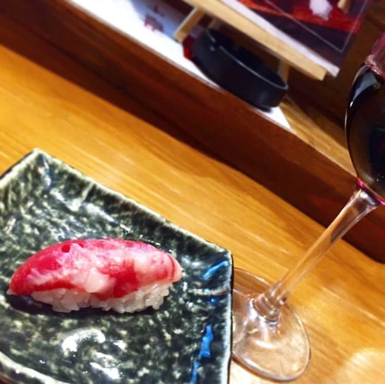 吉田早織のグルメインスタ