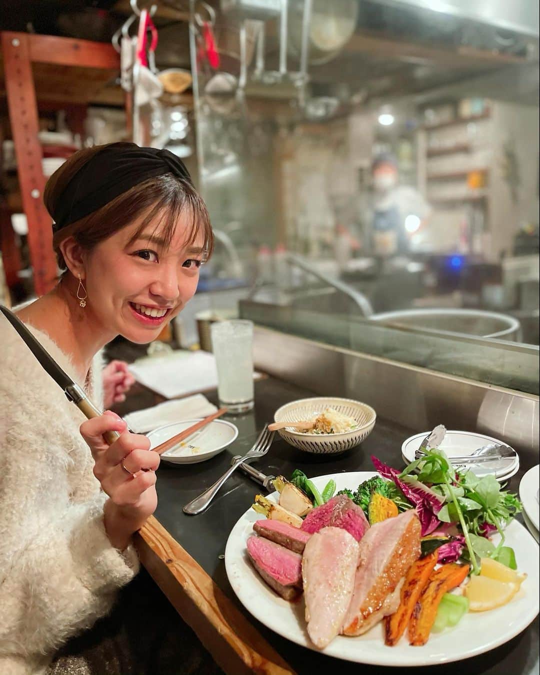 本橋優華のインスタグラム：「Xmasごはん☺︎ iPhone新しくしたらカメラ凄くてはしゃぐ大人。  #christmas#dinner#goodtime#❤️ #vivabanco」