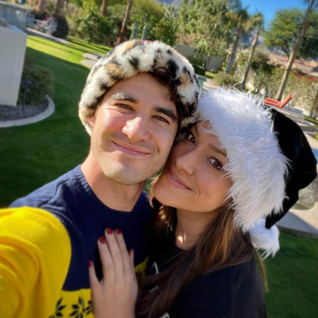 のインスタグラム：「... MERRY CRISSMAS TO ALL, AND TO ALL A GOOD NIGHT! 🎄」