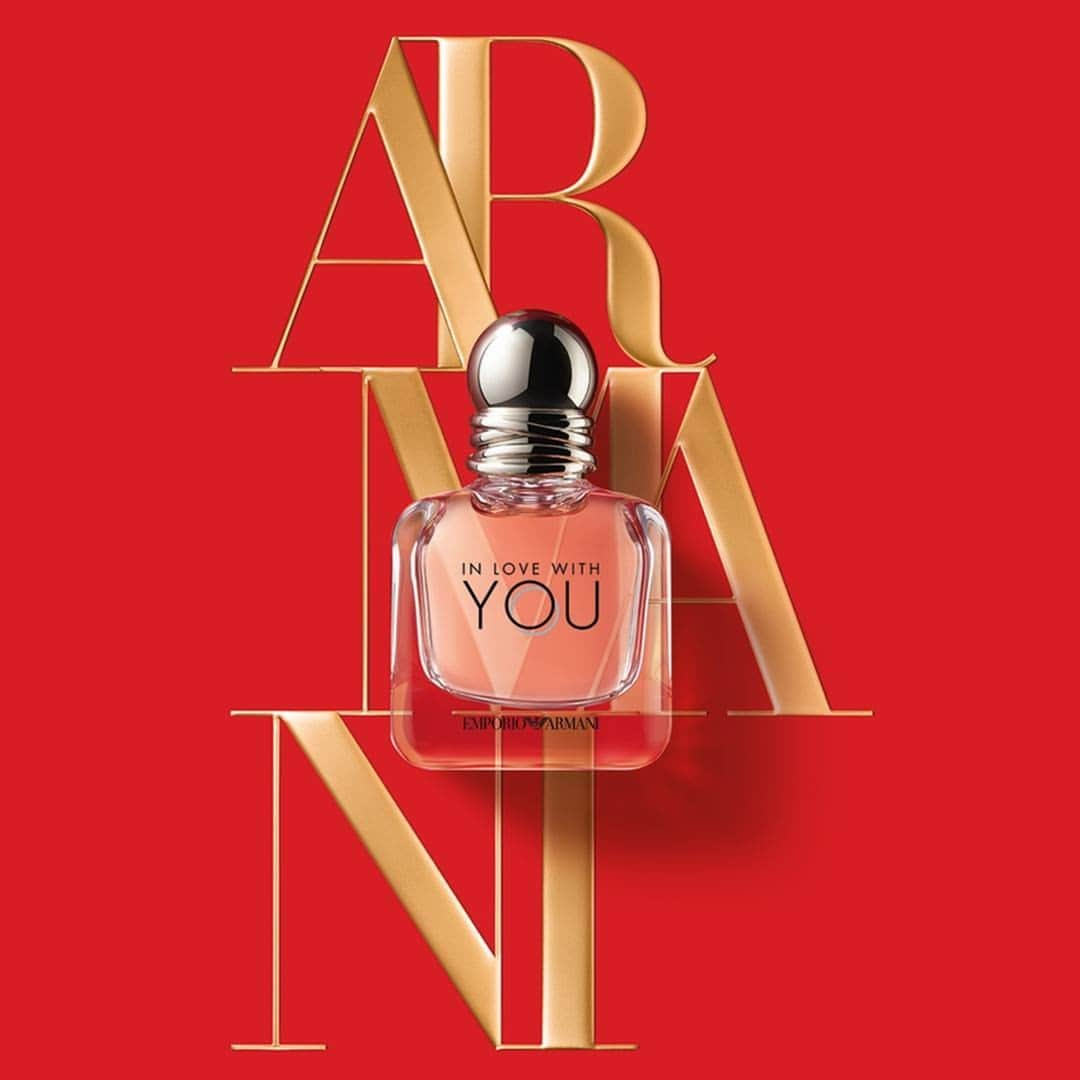 Armani Beautyさんのインスタグラム写真 - (Armani BeautyInstagram)「Light up your love this holiday season. IN LOVE WITH YOU by Emporio Armani combines addictive cherry, jasmine and vanilla to create a sensual fragrance for her.   #Armanibeauty #EmporioArmani #InLoveWithYou #fragrance」12月26日 17時58分 - armanibeauty