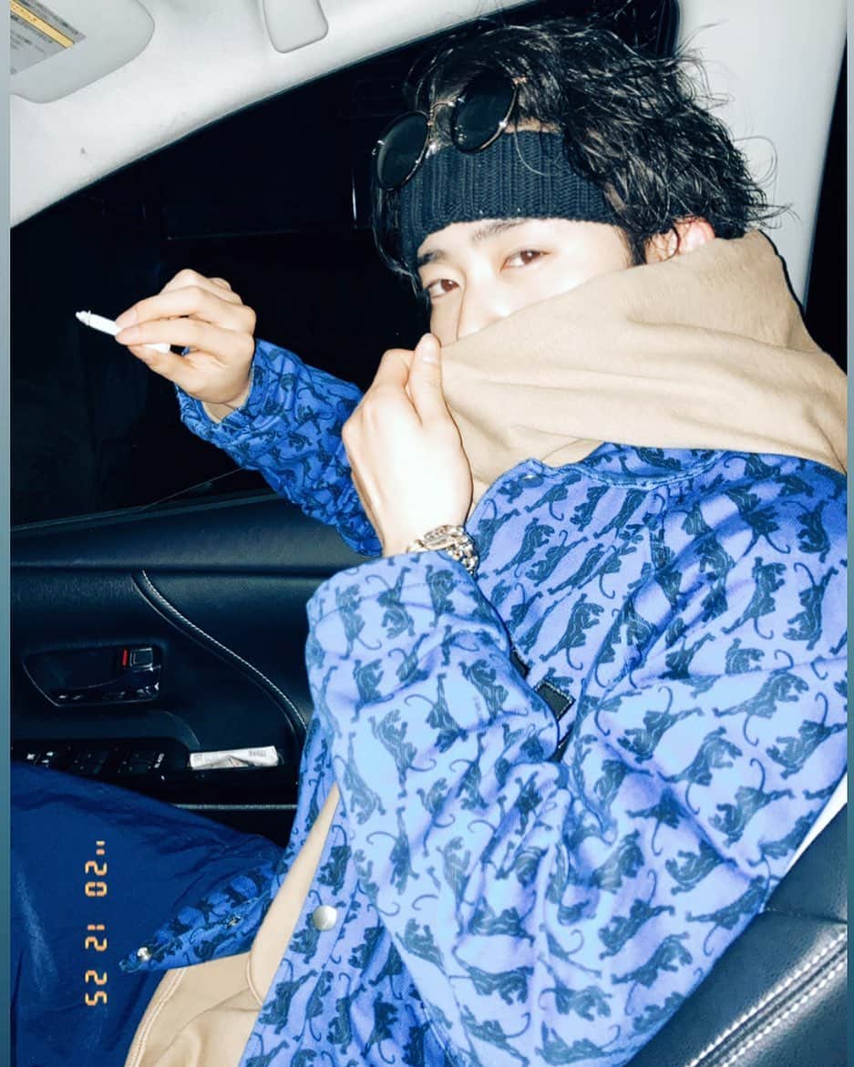 鈴村梨公のインスタグラム：「(✌･᷅ὢ･᷄ )✌ #overprint #streetfashion #hiphoo #bts」