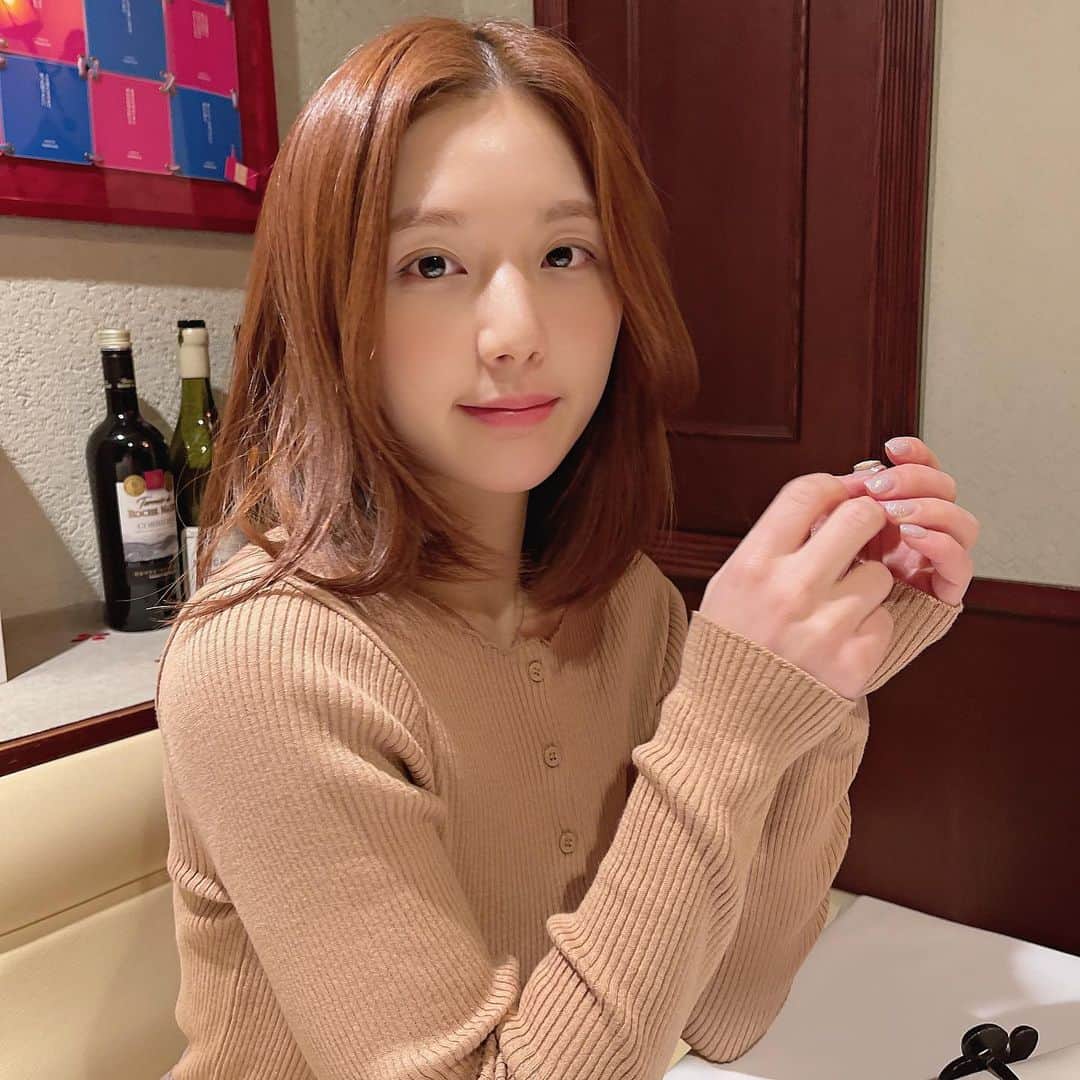 ひよんのインスタグラム：「🧸🧸 ㅤㅤㅤㅤㅤㅤㅤㅤㅤㅤㅤㅤㅤ 決断って勇気と勢いと考えすぎて疲れた気持ちがないと、 なかなか難しい🤔🤔笑」