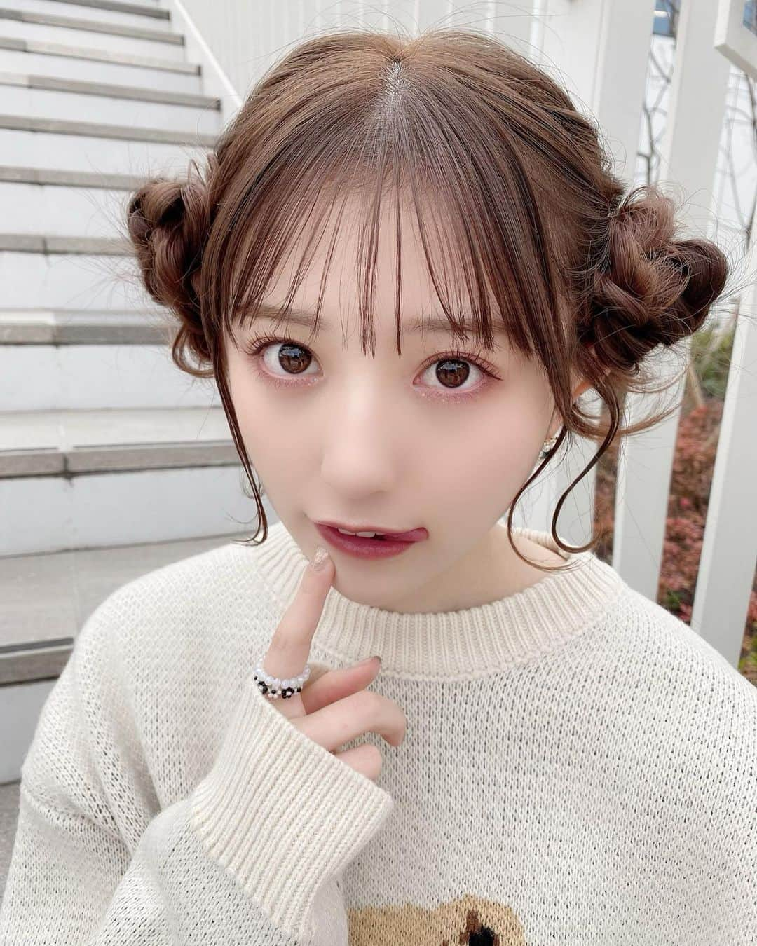 吉井美優さんのインスタグラム写真 - (吉井美優Instagram)「.  くまの子 🧸 ♡  @holidayandholiday_official   まつげと眉毛 今月もメンテナンス完了 ❕ お話も楽しくていつも るんるんして帰ってます 有難う御座いました ♥️  @une_fleur_yui」12月26日 20時09分 - miyu_yoshii32