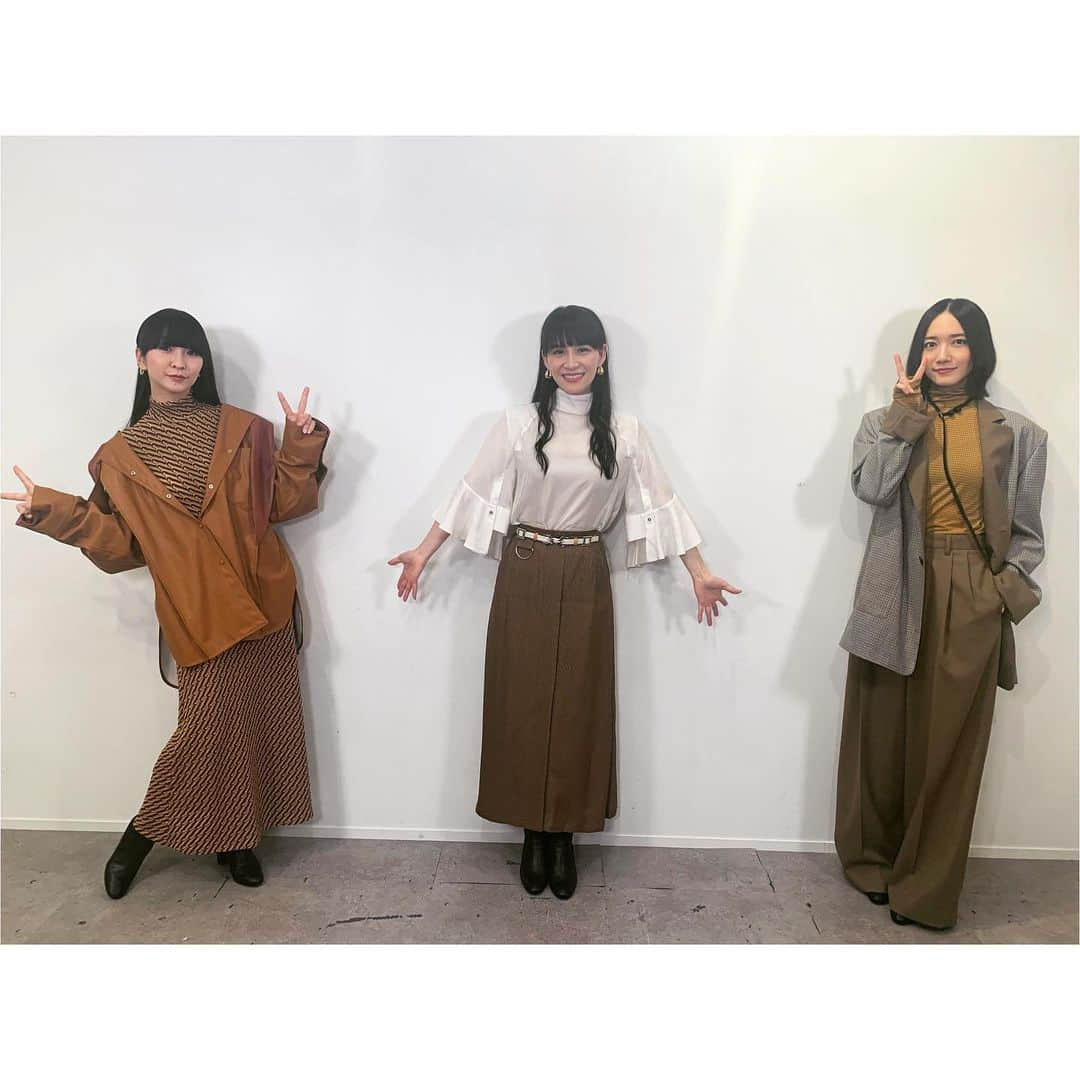 Perfumeさんのインスタグラム写真 - (PerfumeInstagram)「本日26日20:43〜NHK総合で放送の #私の紅白メモリーズ にPerfumeが登場します！ 過去12回！！出演を重ねたメンバーが語る紅白の思い出をどうぞお楽しみに✨  Perfume will be on “Warashina no Kohaku memories” to be aired at 8:43pm today on NHK! #prfm」12月26日 20時22分 - prfm_official