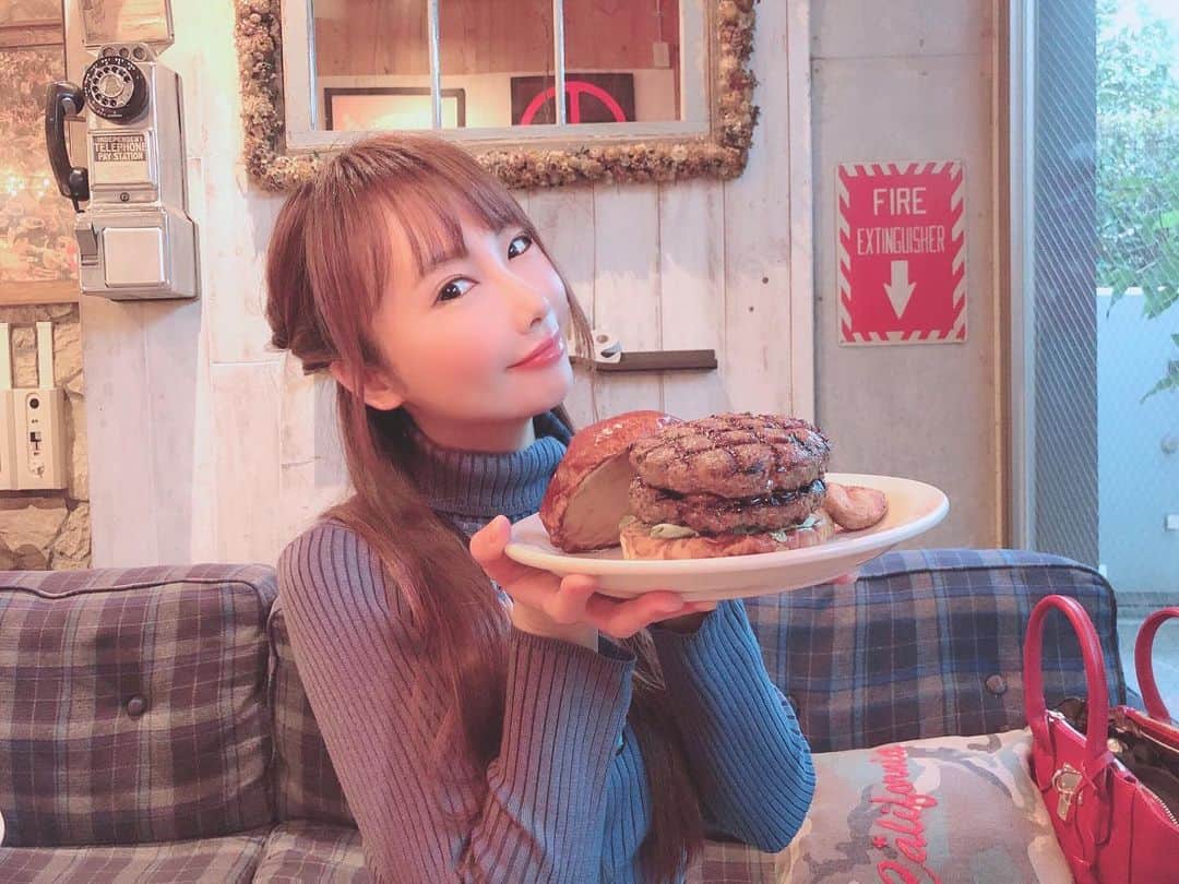 坂地久美のグルメインスタ