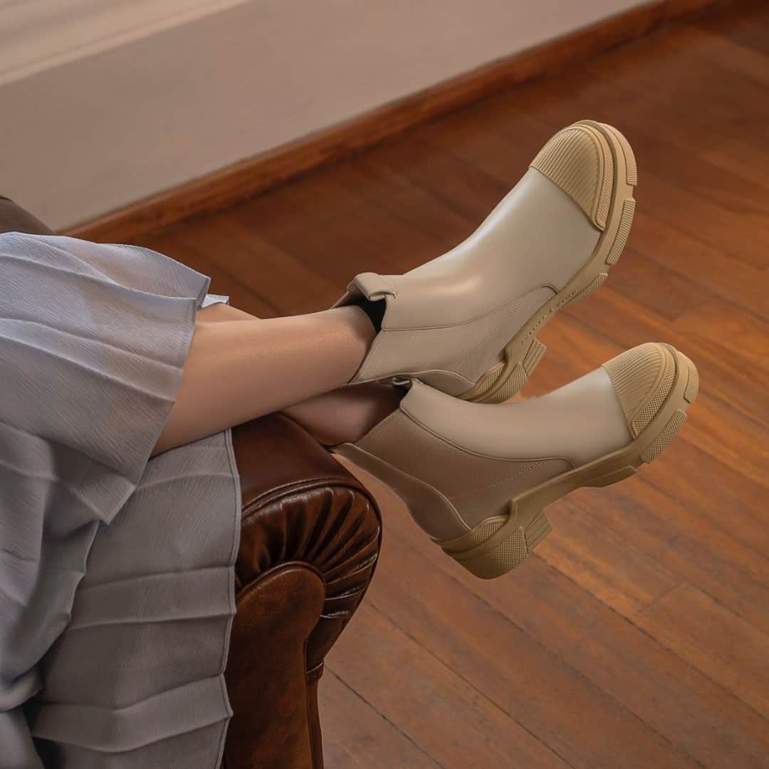 CHARLES & KEITH JAPAN CHARLES & KEITHのインスタグラム