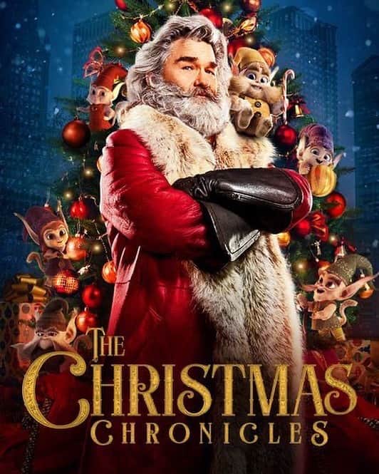 ayu kagawaさんのインスタグラム写真 - (ayu kagawaInstagram)「子供達と一緒に見て最高に楽しかった映画🎅🏻🎄💘 映画の中の子供がサンタクロースに出会った瞬間の、息子の驚きとワクワクでたまらなくキラキラした顔が忘れられない😌💘✨ ズルイ！僕も会いたい🎅🏻！これほんま？🥺が止まらなかった😚 クリスマス前にシェアしたかった🥺 過ぎてしまったけど、この時期にぴったりの夢のある素敵な映画でした🥰🎄💖 #movie#movienight  #christmaschronicles #クリスマスクロニクル」12月26日 21時30分 - ayuyunyun
