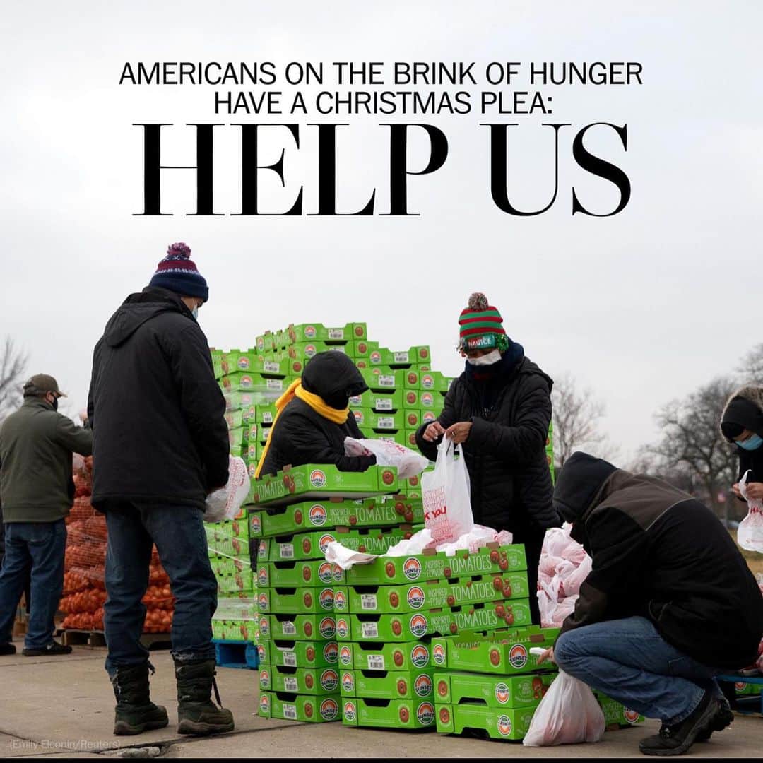 エリザ・ドゥシュクのインスタグラム：「“Help us” this is devastatingly sad. Millions of Americans losing it all, food, health, homes, jobs~ we MUST each do something to end 2020 with the humanity that still lives in us. Donate to food banks, help a struggling family, PASS A RELIEF/AID BILL. * UPDATE: please check out my @feedingamerica fundraiser (link in bio) & let’s raise $40k for #FeedingAmerica」