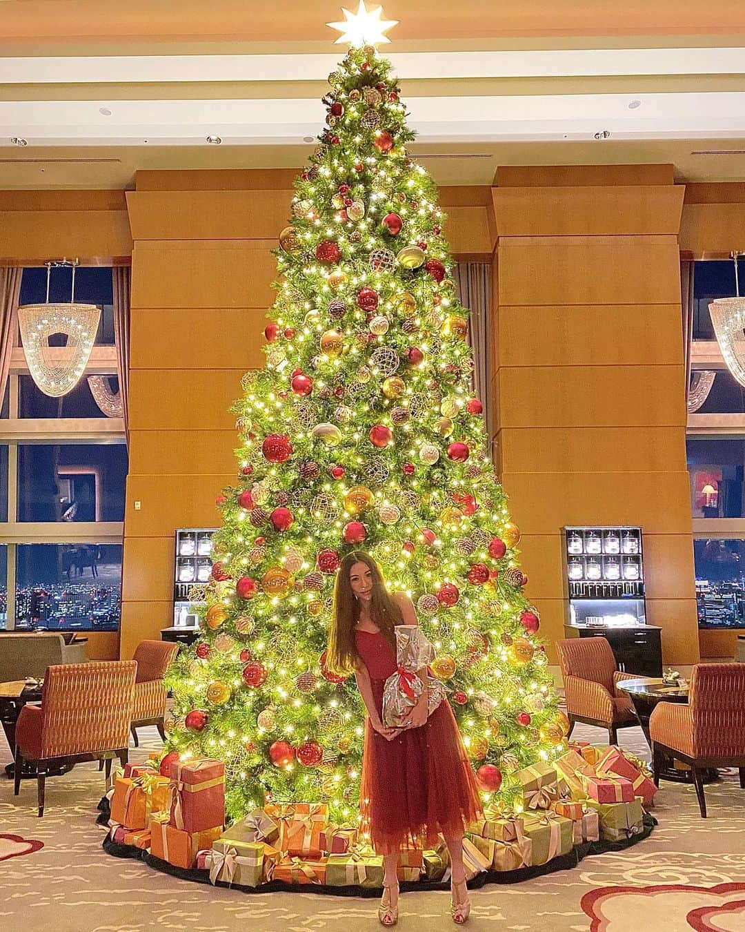 のインスタグラム：「✨this Christmas🎅💕 @grandhyatttokyo  @ritzcarltontokyo」