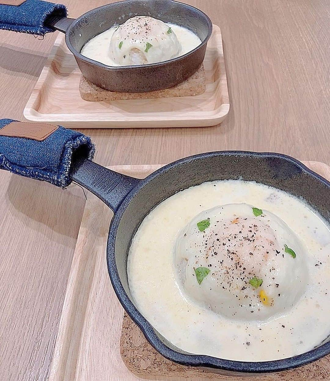 新井妃菜乃のインスタグラム：「♥" 🐄🥛🧀❤  #グルメ#gourmet #カフェごはん #カフェ #カフェ巡り #cafe #チーズ #cheese #飯テロ #スイーツ #sweets  #牛乳 #milk  #東京  #japan #tokyo #ごはん」