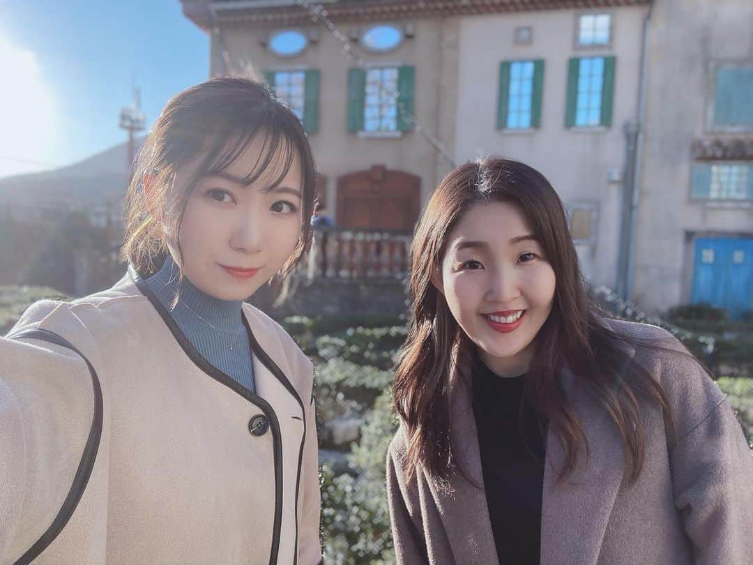 のインスタグラム：「♛﻿ ﻿ 新しいコートを着て﻿ ニットも新しいやつで﻿ るんるんでした🥰﻿ ﻿ ﻿ ﻿ #星の王子さまミュージアム」