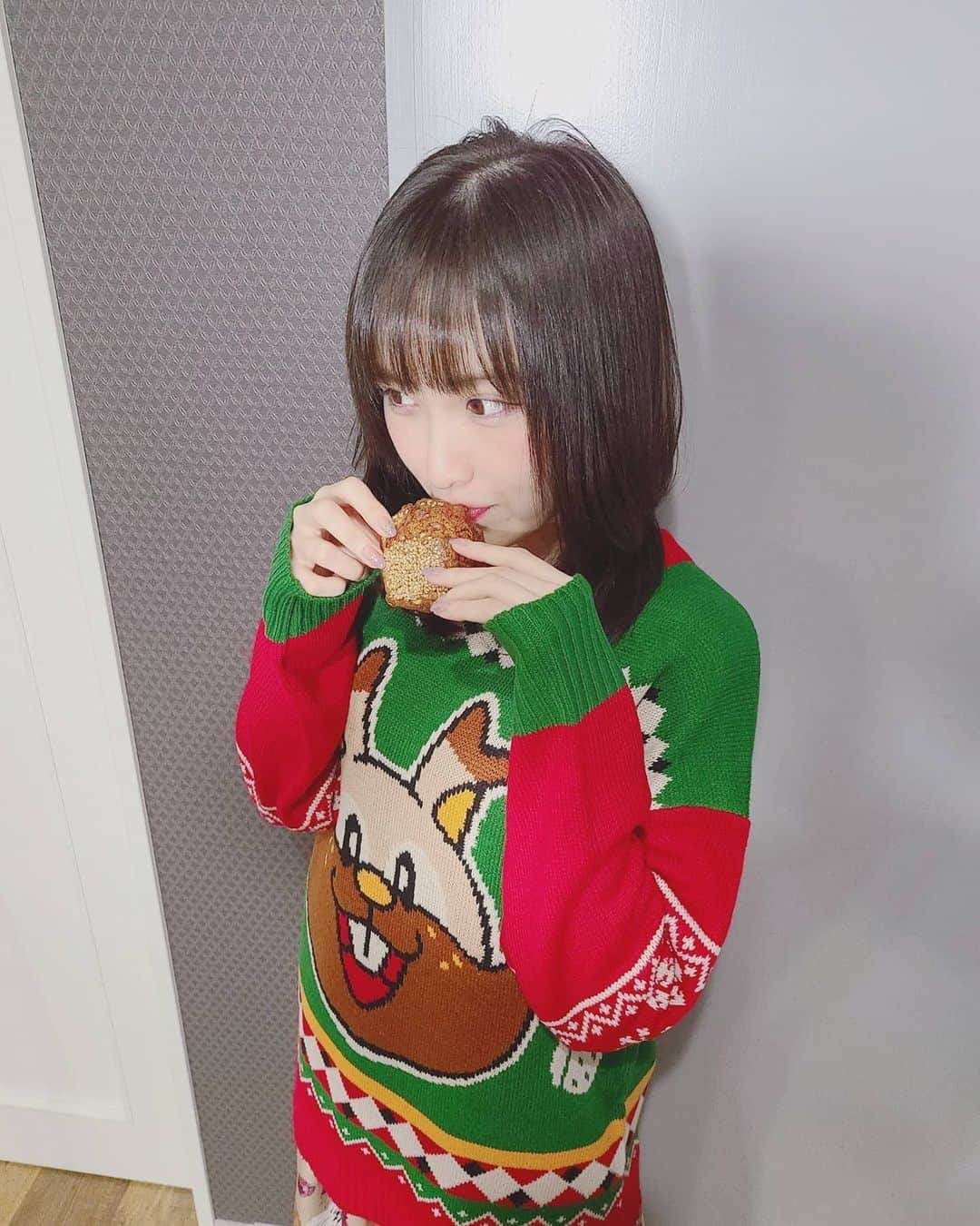 のインスタグラム：「よくばりすです🐿 * * #ヨクバリス #ほおぶくろ #ななっぷる」