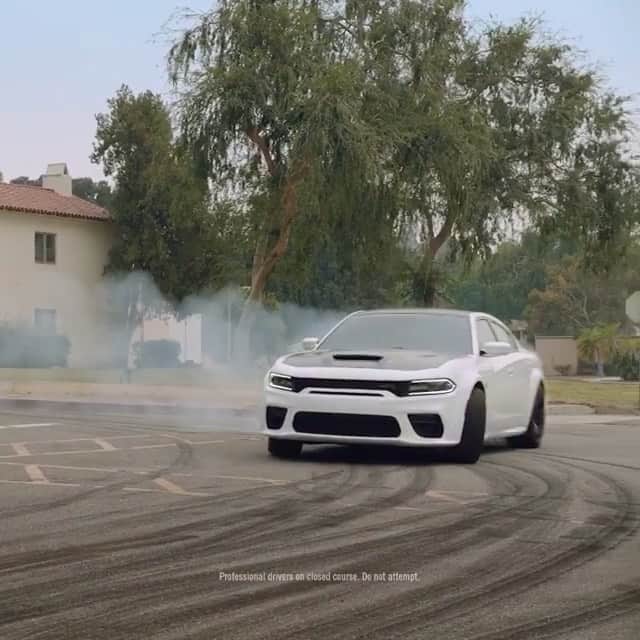 ファンクマスター・フレックスのインスタグラム：「Patiently waiting for @dodgeofficial to deliver that 2021 Charger Hellcat Redeye Wide Body! WHO ELSE LOVES AMERICAN MUSCLE?」