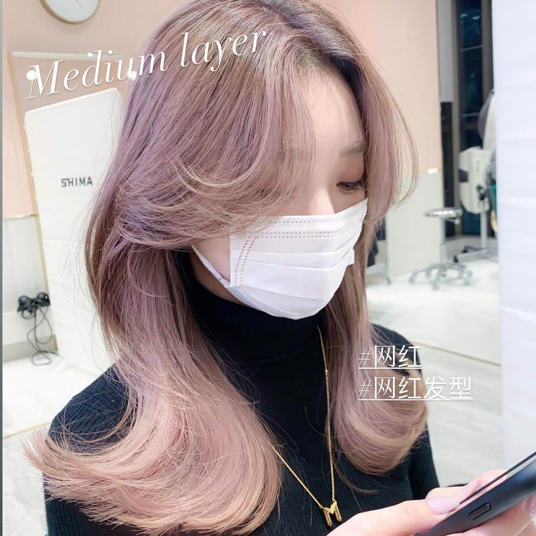 原涼香のインスタグラム：「𝑴𝒆𝒅𝒊𝒖𝒎 𝒍𝒂𝒚𝒆𝒓 ✂︎ ワンホンちゃんみたいな上品くびれミディ トレンドです！ ㅤㅤㅤㅤㅤㅤㅤㅤㅤㅤㅤㅤㅤ」