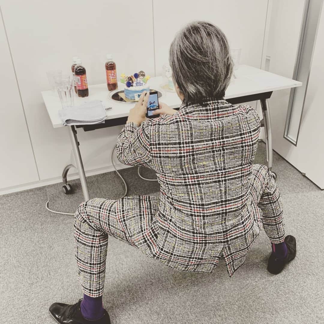 のインスタグラム：「ケーキ撮影中。  #蒼穹のファフナーthebeyond  #蒼穹のファフナー #ケーキ #おいしい #普通が一番」