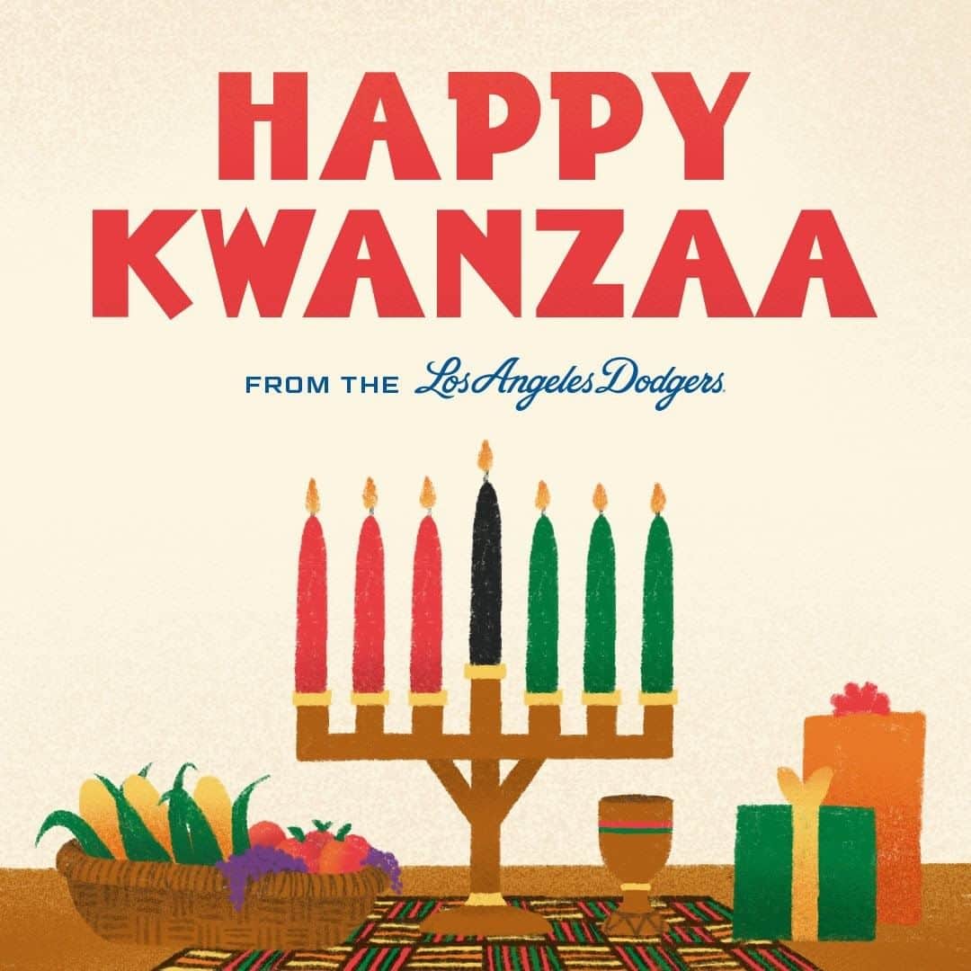 Los Angeles Dodgersさんのインスタグラム写真 - (Los Angeles DodgersInstagram)「Happy Kwanzaa!」12月27日 2時00分 - dodgers