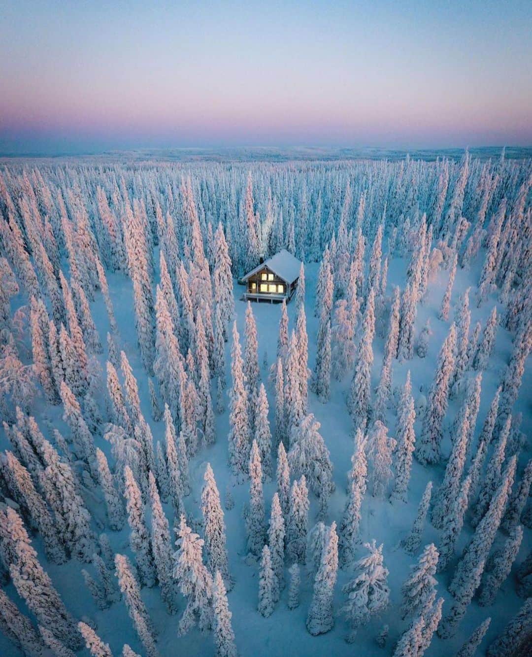 Wonderful Placesさんのインスタグラム写真 - (Wonderful PlacesInstagram)「Beautiful winter morning in Finland ✨😍😍😍✨ . 📷 by ✨✨@ryanresatka✨✨ #wonderful_places for a feature ❄️💙」12月27日 2時12分 - wonderful_places