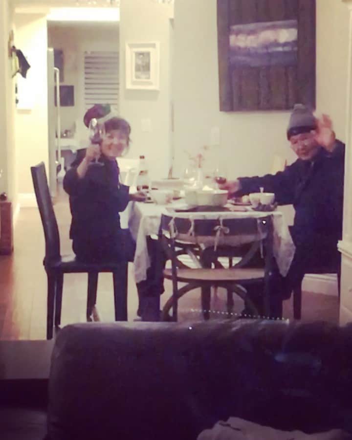 ティファニー・ヨハのインスタグラム：「2020: The year we all ended up back at the kids table 😂😂😂」