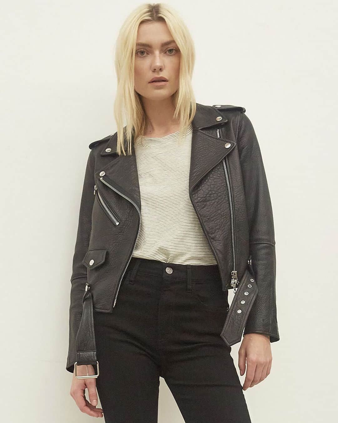 のインスタグラム：「the shaina – aka the ultimate winter layering piece  #currentelliott #leather #bikerjacket #outerwear #fashion」