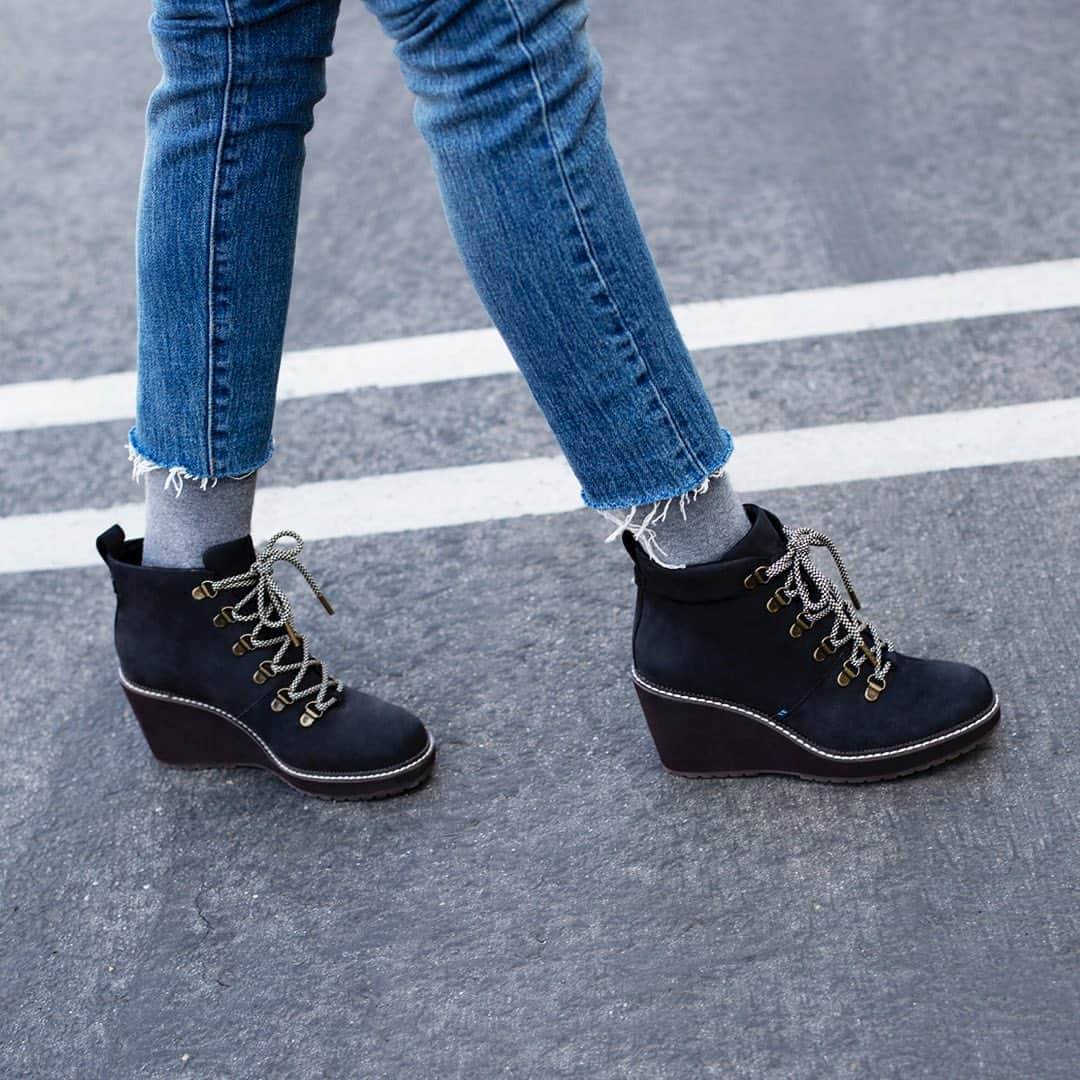トムズシューズのインスタグラム：「The Melrose. Part wedge, part hiker boot—always a look. And for every $3 we make, we’ll give $1 away. Always.」