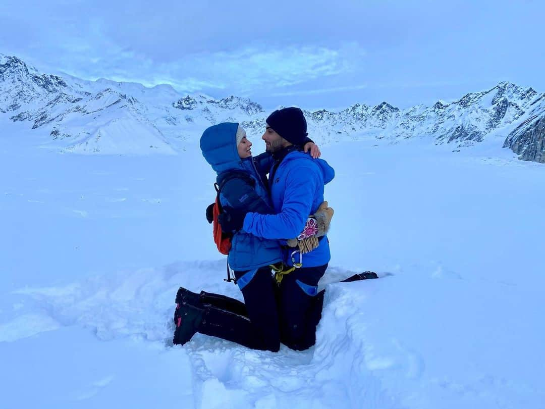 Lana Zakocelaのインスタグラム：「Filled with love and joy! Still dreaming! I never thought that I will ever experience anything like that in my life! ❄️💍❄️」