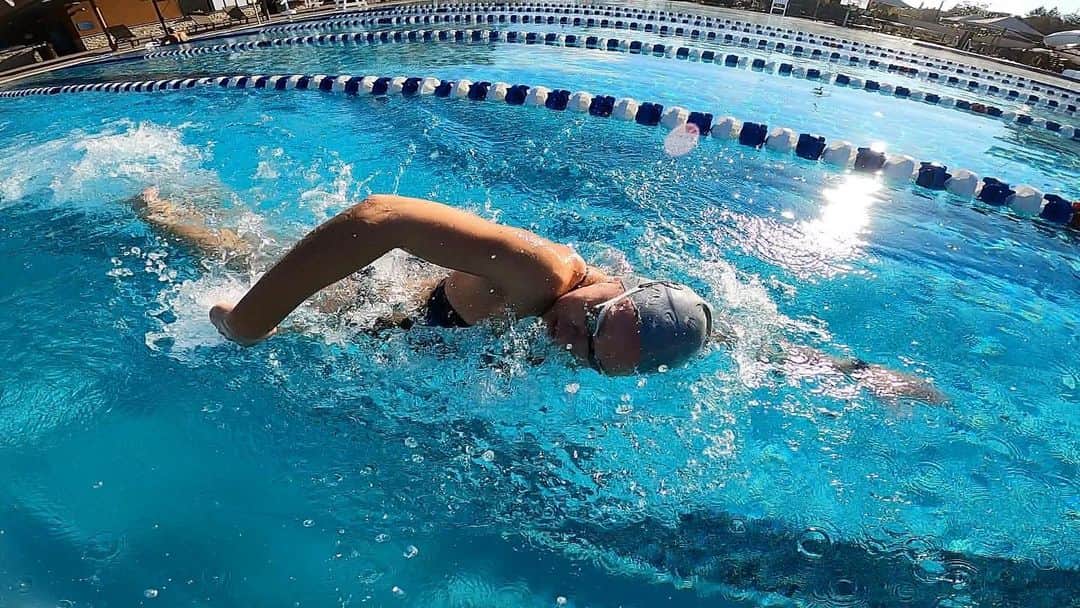 Julieのインスタグラム：「It is better to conquer yourself than to win a thousand battles. Then the victory is yours. It cannot be taken from you. 🧜🏼‍♀️  . . . . #arenawaterinstinct #swimmer #summerjulep #swimming #swim #swimlife #swimmerslife #swimmersofinstagram #instaswim #instaswimming #mastersswimming #instaswimmer #usaswimming #swimtraining #swimfast #swimpractice #myswimpro #swimsmarter」