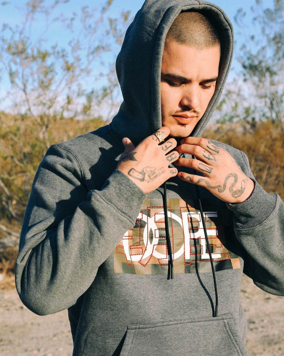 DOPEのインスタグラム：「Ason Dope Logo ⚡️」
