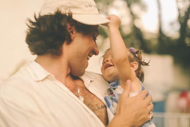 Chay Suedeさんのインスタグラム写真 - (Chay SuedeInstagram)「aniversário de um ano da quinquinha, minha benção, minha alegria. sua vida pertence a Deus, meu amor, desde a barriga da mamãe, quão grande é o amor que ele expressa através de você, minha filha. te amo! feliz aniversário!  @comemorepequi @estudiobarbarella」12月27日 5時15分 - chay