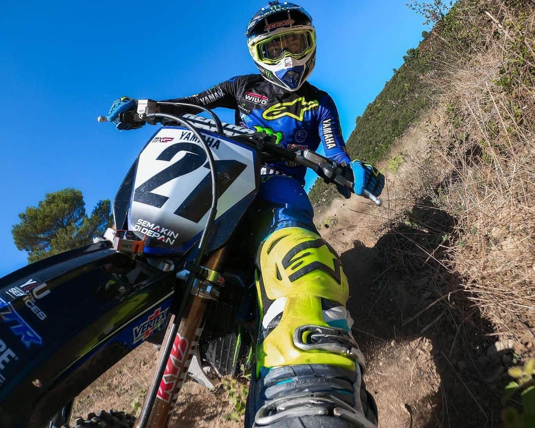 goproさんのインスタグラム写真 - (goproInstagram)「Photo of the Day: The fabled foot cam 🦶#GoProAthlete @gautierpaulin + #GoProHERO9 Black ⠀⠀⠀⠀⠀⠀⠀⠀⠀ #GoPro #MoreEverything #GoProMoto #Motocross」12月27日 5時48分 - gopro