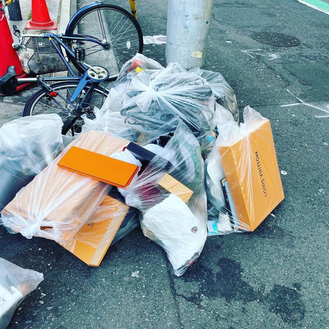 三吉ツカサのインスタグラム：「クリスマスの終了を確認」