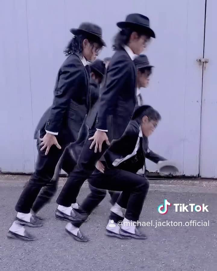 michaeljackton.officialのインスタグラム：「Bad Smooth Criminal🙅‍♂️😂 . #michaeljackton #moonwalker #mj #kingofpop #neverland #bad #tiktok #smoothcriminal #michaeljackson」