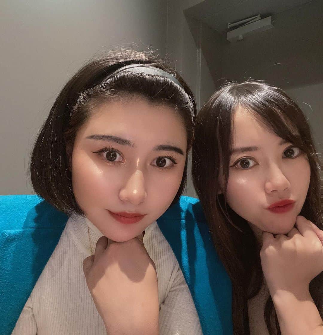 hina2221のインスタグラム：「今日サンプルが出来上がるの💜 @marlemuse  仕上がり楽しみ✨ . .  #ゴルフ女子 #taylormade #ドライバー#スライス#ゴルフ男子#ゴルフ好きな人と繋がりたい#ゴルフレッスン#ゴルフスイング動画 #練習記録#ゴルフレッスン#ゴルフ練習#ゴルフ#ゴルフ女子#筋トレ女子#ゴルフウェア#ゴルフスイング#スイング動画#ゴルフ好き#インスタゴルフ#スポーツ女子#스포츠#골프#골프웨어#高尔夫#putter#golfgirl#ゴルフジョシ　@hina22221」