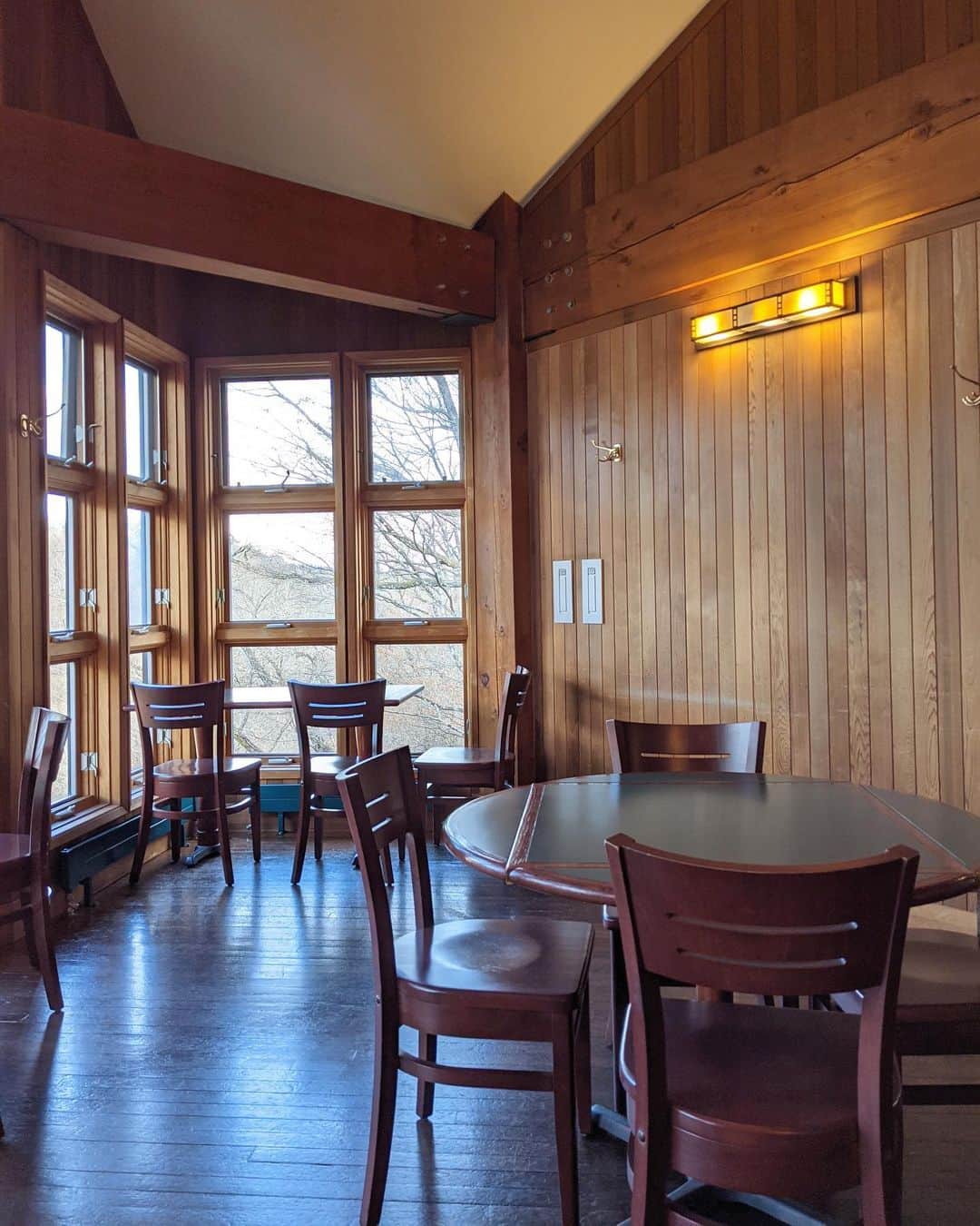 石井リナのグルメインスタ