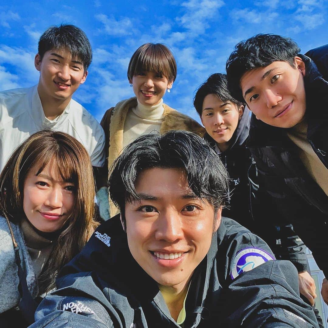 のインスタグラム：「Team BESTA‼️ ビスタが日本一になるために必要な仲間たち。 今年は本当にお疲れ様でした。 来年はもっと疲れてもらうからよろしくお願いね🤤 てっぺんの景色見に行こう🗻」