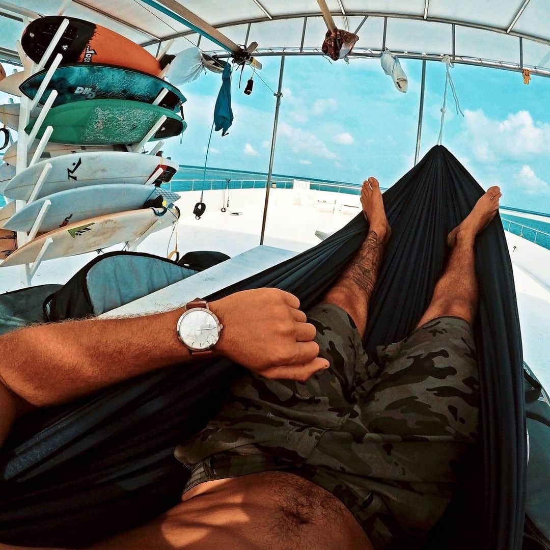 Christian Paulのインスタグラム：「Hammock✔️ Ocean✔️ Christian Paul Watch✔️  What more could you ask for these holidays?」