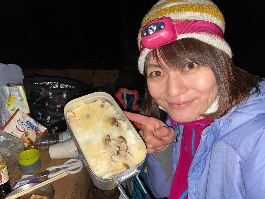 のインスタグラム：「夕方もナイスにゴーゴー！✨  ポテトチップ炊き込みご飯の味が忘れられないのです💠次はなに味にしようかな🌷 これはコンソメ✨」