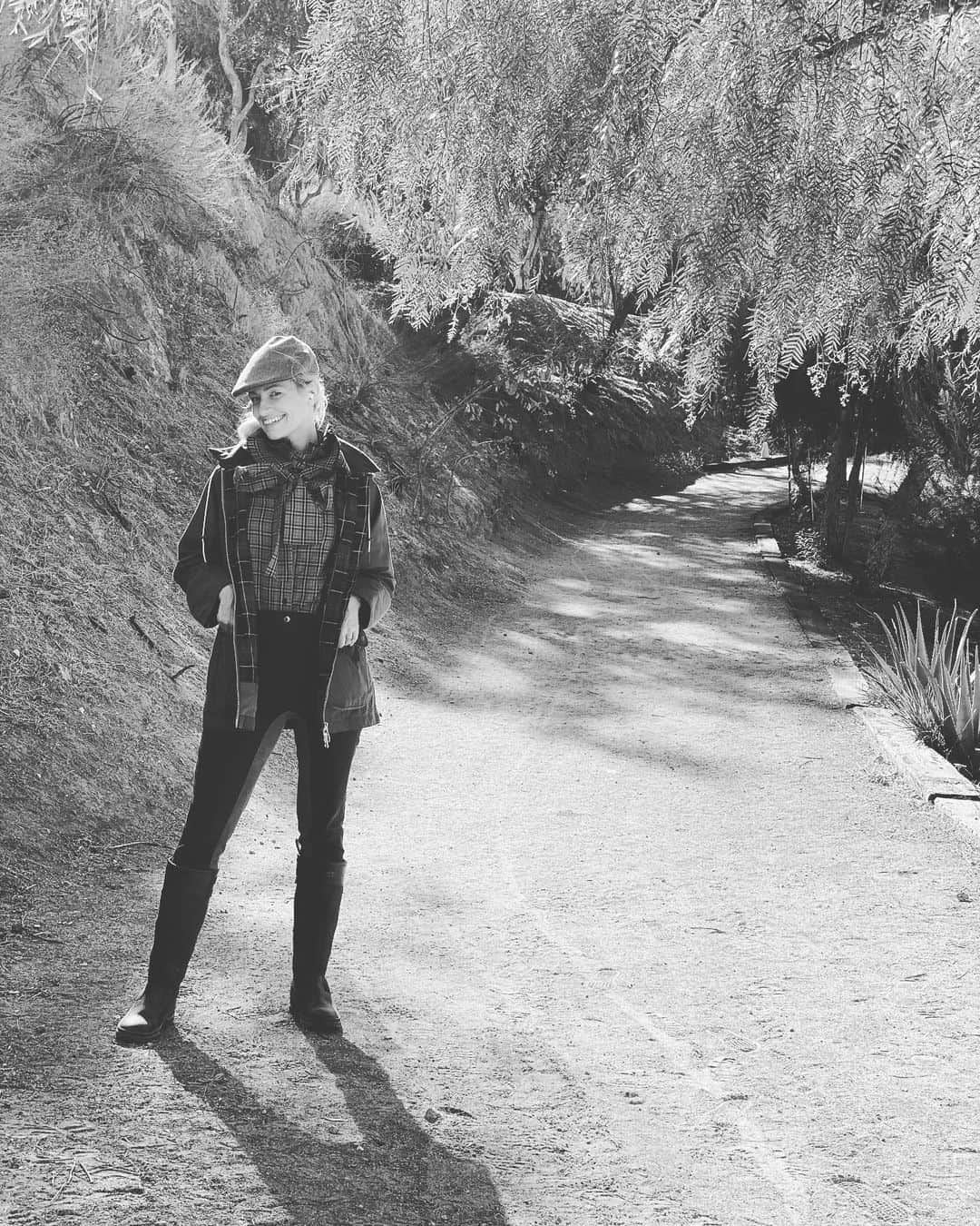 ベス・ベアーズのインスタグラム：「This is 35. This has been a tough year for so many reasons, but also one where I've felt more gratitude and love for my family, friends and my job than ever before. I didn't think this amount of love existed. My heart is about to explode. Thank you for all the amazing birthday wishes. It was truly one of my favorites yet.」