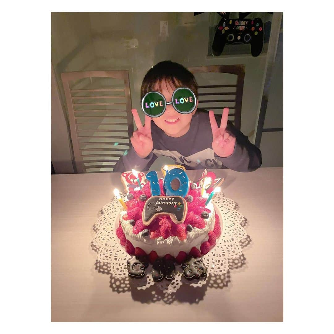 辻希美さんのインスタグラム写真 - (辻希美Instagram)「happy birthday🎂💕」12月27日 10時36分 - tsujinozomi_official