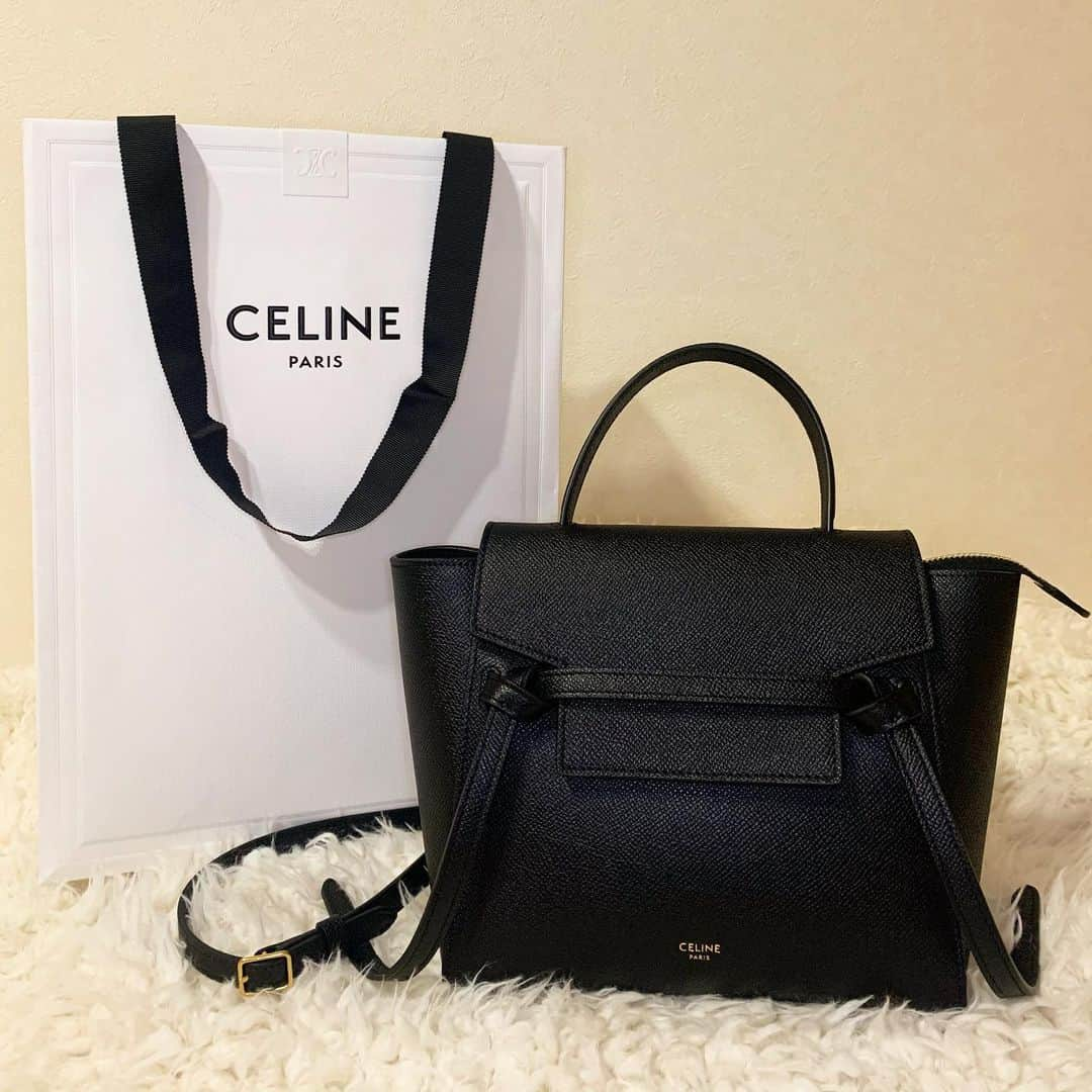 fuukaさんのインスタグラム写真 - (fuukaInstagram)「. クリスマスプレゼントで CELINEのベルトバック🎄💕 . . #celine #セリーヌ #ベルトバック #ベルトバッグナノ #バッグ #ショルダーバッグ #ハンドバック #カバン #ファッション #クリスマスイブ #クリスマス #クリスマスプレゼント #サンタ」12月27日 11時53分 - fu_ka.1912